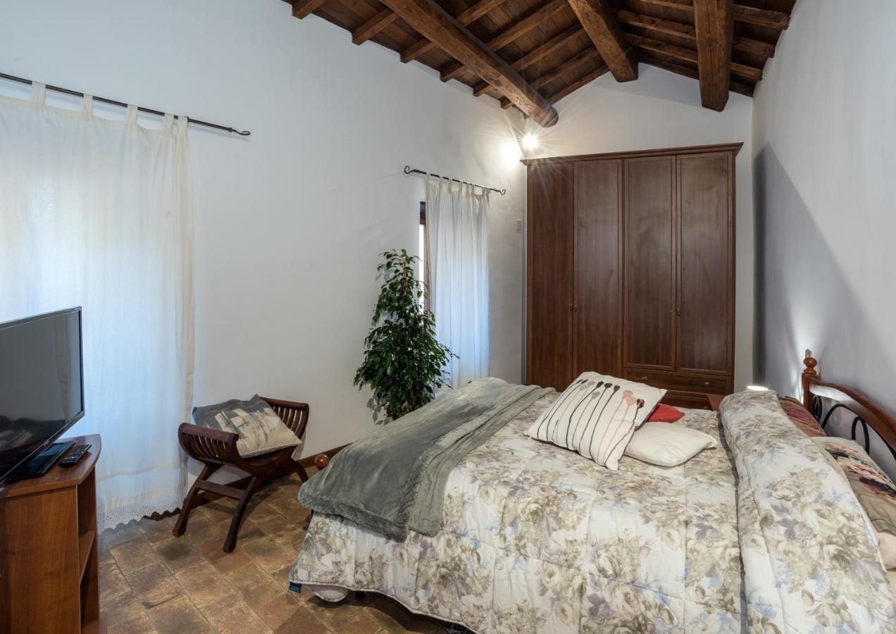 Casa Roma Bed and Breakfast Bagnoregio Esterno foto